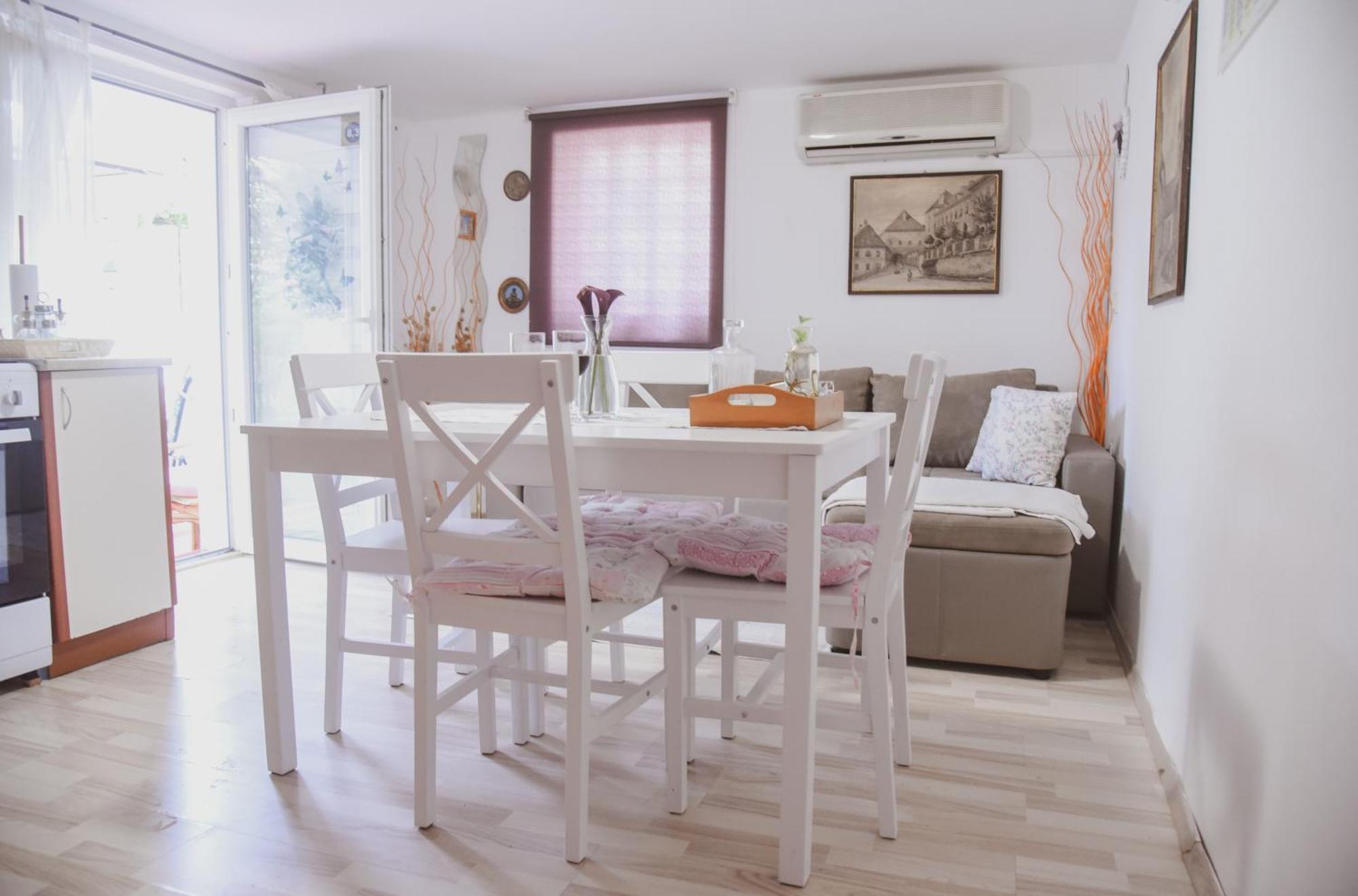 Vendi Apartment