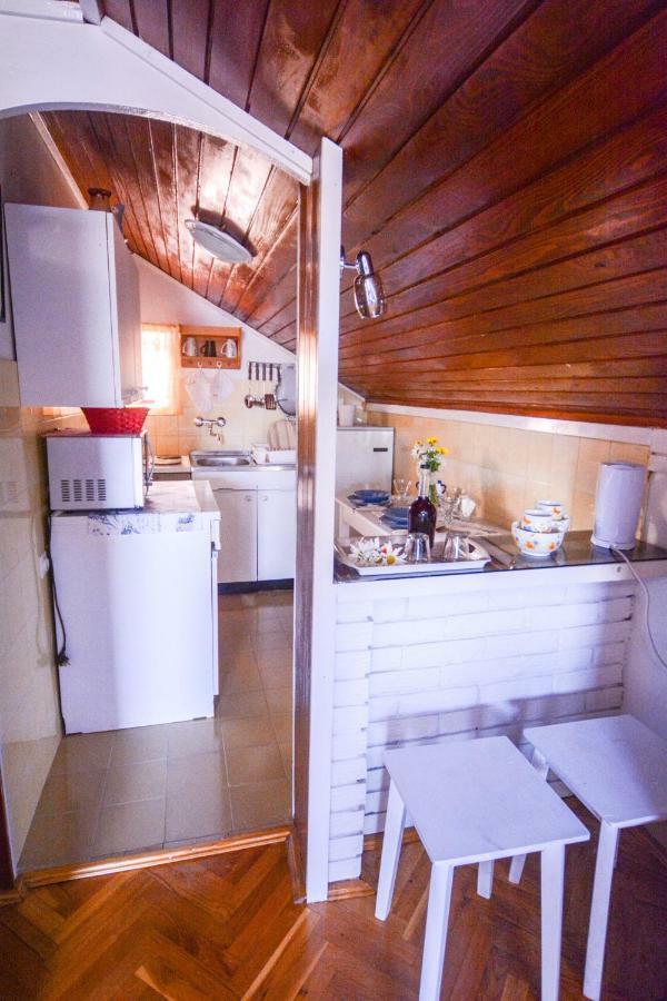Vendi Apartment *
